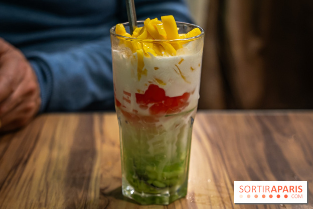 Pho Bom, le restaurant vietnamien, temple du pho et des nouilles Paris 13e -  dessert aux 3 couleurs