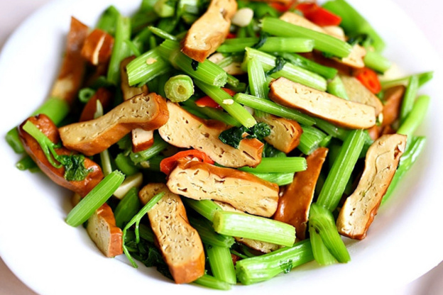 Etoile Gourmet Paris, une cuisine asiatique raffinée et traditionnelle avec le meilleur du Karaoké