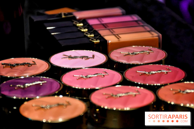 Le Pop-Up Store Yves Saint-Laurent Beauté à Pairs - IMG 5244