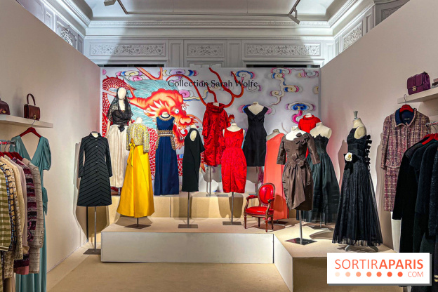 Exposition de la Collection Didier Ludot chez Bonhams Cornette de Saint Cyr - IMG 8722 jpg