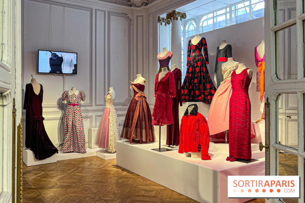 Exposition de la Collection Didier Ludot chez Bonhams Cornette de Saint Cyr - IMG 8748 jpg