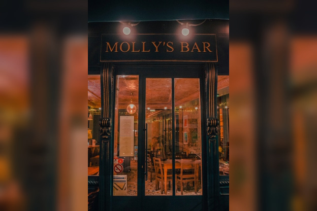 Molly's Bar - PHOTO 2019 01 09 11 26 05 4