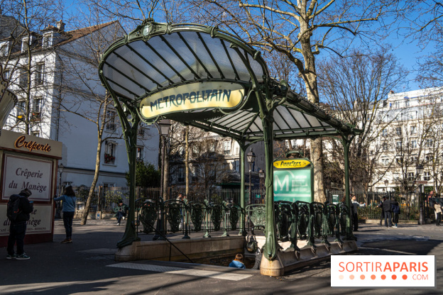 Station Abbesses - métro parisien