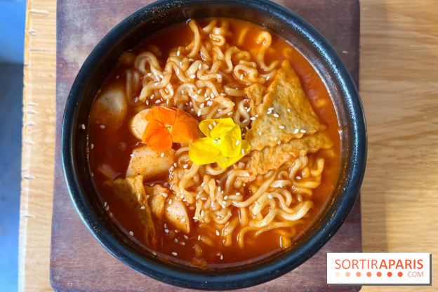 Hanwoo Korean Cafe & Bar - Ramen aux tteokbokki (Rabokki)