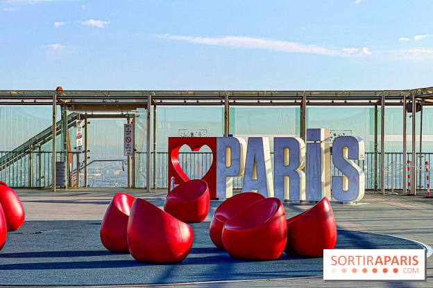 Panoramart : l'exposition créative signée Aurélien Jeanney, perchée au sommet de la Tour Montparnasse