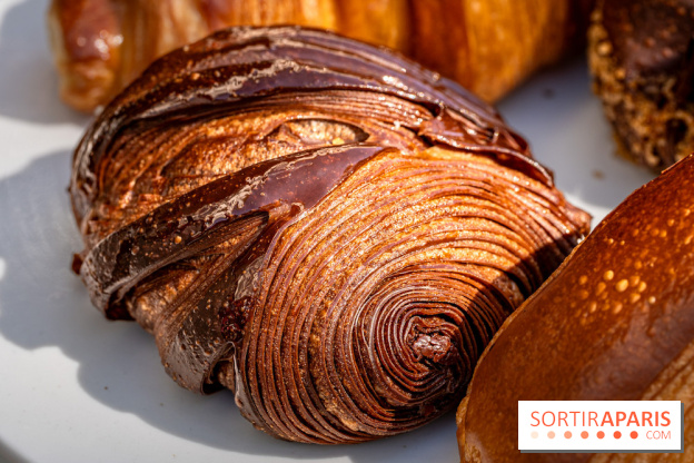 La boulangerie de Christophe Louie lance les nouvelle viennoiseries folles d'Anthony Nguyen - Pain au chocolat tout choco
