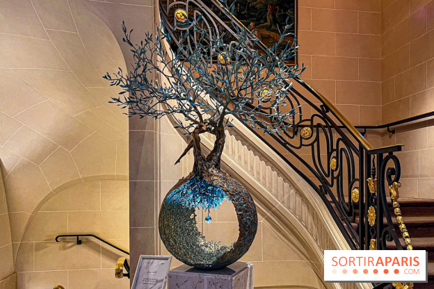 Exposition en plein air des œuvres monumentales d'Andrea Roggi, quartier Faubourg Saint-Honoré - image00004