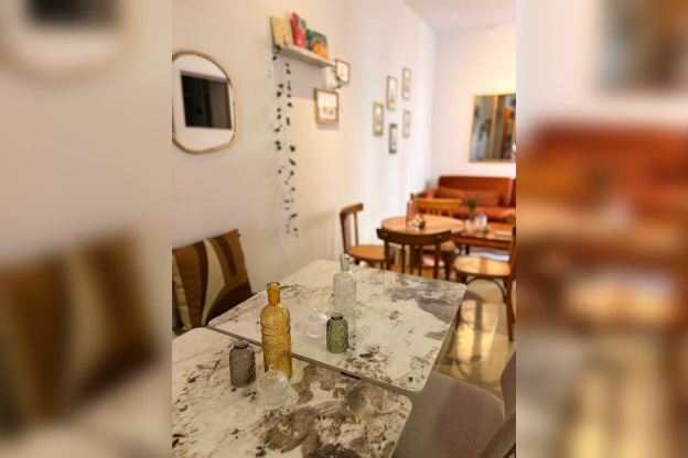 Rosa Rosam Rosae : un nouveau salon de thé cosy niché à Montmartre. 