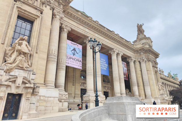 Ernesto Neto tisse une nouvelle installation monumentale gratuite au Grand Palais, nos photos