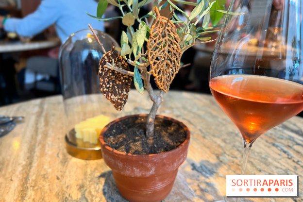 Restaurant Alan Geaam - Feuille de Man'ouché au zaatar