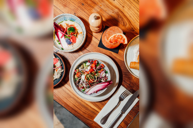 Paillettes Paris : un restaurant festif, une cuisine méditerranéenne  - 65fd54a911d59