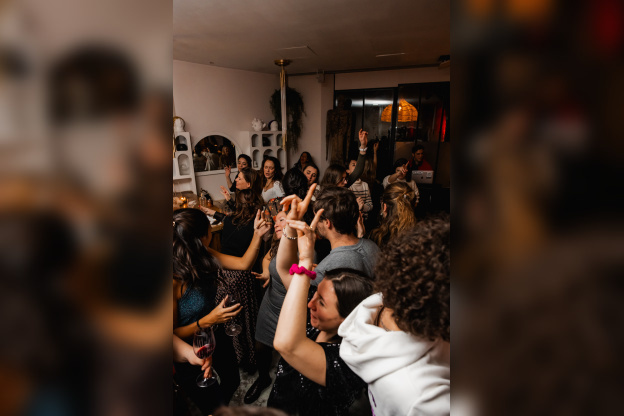 Paillettes Paris : un restaurant festif, une cuisine méditerranéenne  - PAILETTES 61