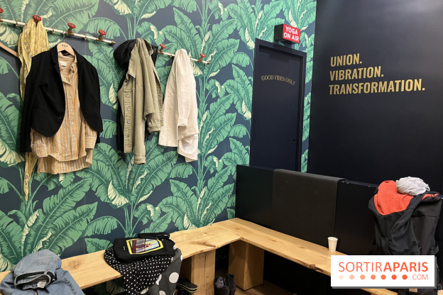 YUJ, les cours de yoga sous lumière infrarouge - nos photos - 2D09E30E FF66 44FC 9476 2057B316D3D8