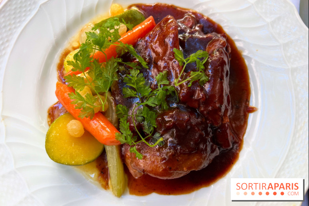 Patio terrasse La Réserve Paris - Agneau confit