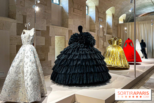 Balenciaga by Demna : l'exposition mode évènement (et gratuite !) au siège du groupe Kering