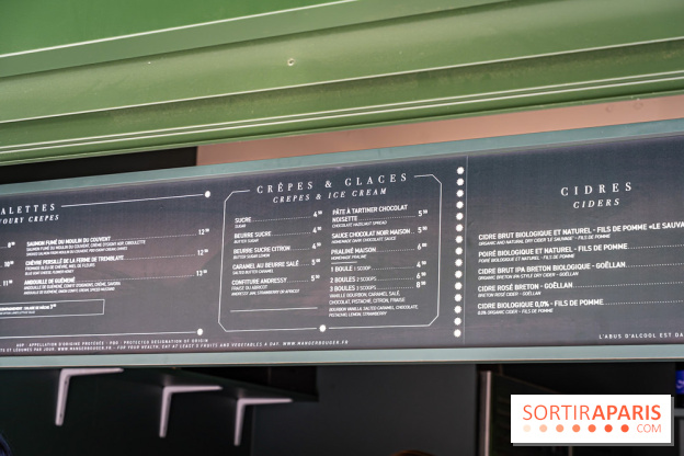 La Flottille, la guinguette dans le parc du Château de Versailles - A7C03380