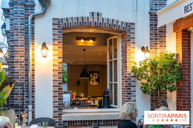 Le Café de la Paix à Bourron-Marlotte - 77 - A7C02657