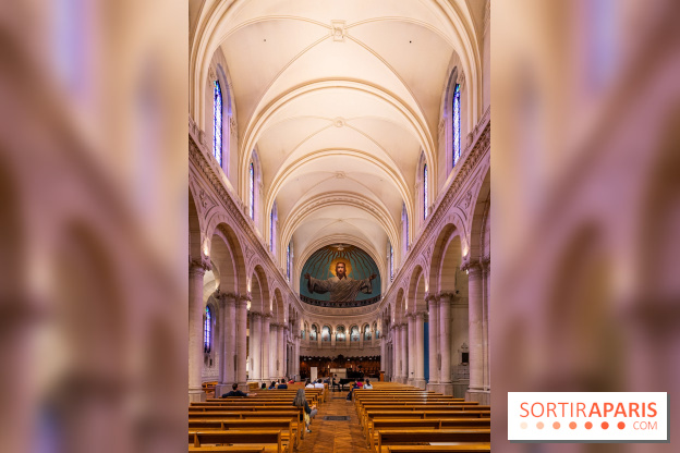 Le Couvent de L'Annonciation, son église romano-byzantine et son cloître Paris 8e