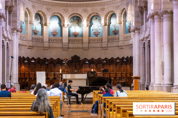 Le Couvent de L'Annonciation, son église romano-byzantine et son cloître Paris 8e