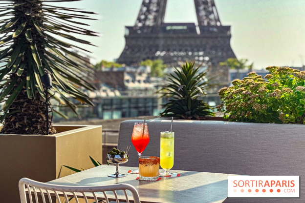 Bar Les Ombres : cocktails & tapas sur le rooftop du Musée du Quai Branly avec vue sur la tour Eiffel