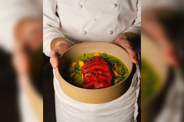 Canopé : le restaurant incontournable du 8eme arrondissement de Paris qui casse les codes de la gastronomie.