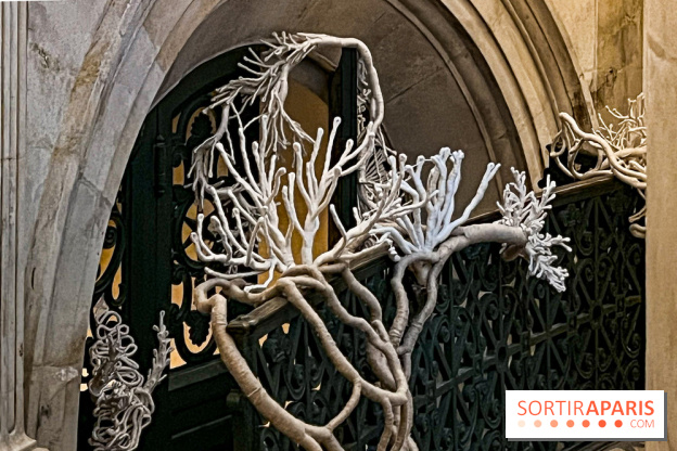 Paris Design Week 2025: une œuvre textile s'invite dans la Colonne de Juillet, place de la Bastille - IMG 7276 jpg