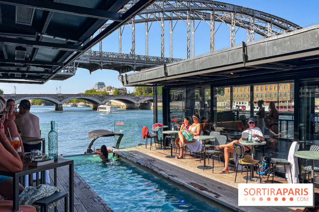 Bar du OFF Paris Seine - 4FEBEA4C D858 4B1D A9B5 FB6B10E58703