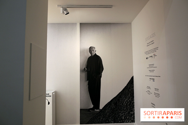 Pierre Soulages : nos photos de son exposition et de ses peintures sur papier à voir au Musée du Luxembourg 