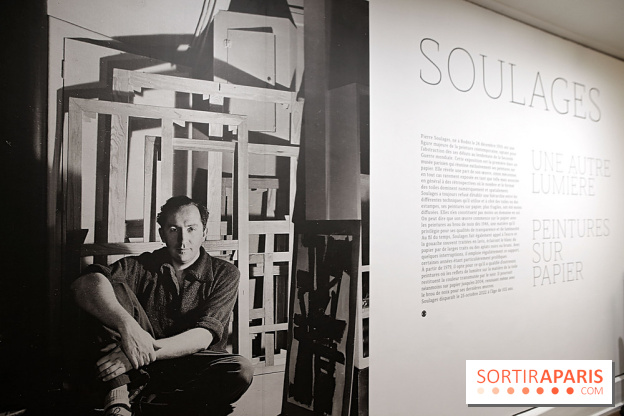 Pierre Soulages : nos photos de son exposition et de ses peintures sur papier à voir au Musée du Luxembourg