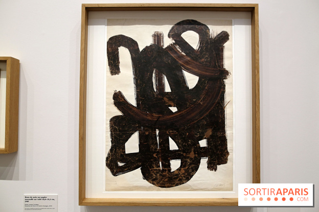 Pierre Soulages : nos photos de son exposition et de ses peintures sur papier à voir au Musée du Luxembourg