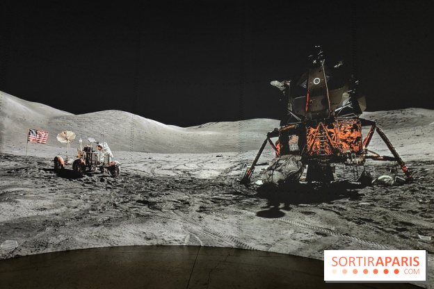 Destination Lune : un voyage immersif dans les étoiles à l'Atelier des Lumières - photos