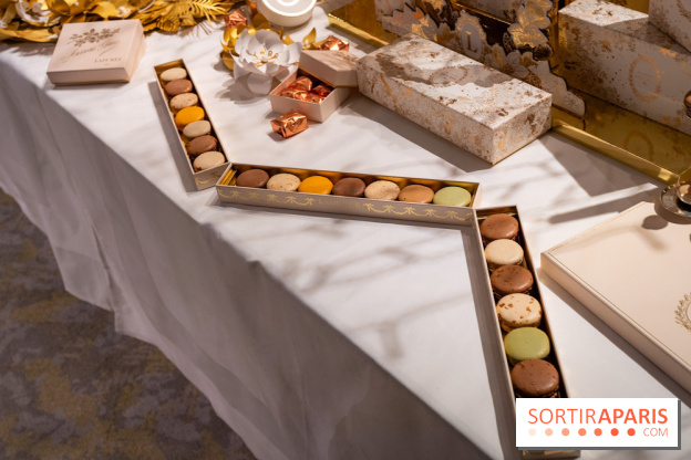 Les bûches et créations de Noël et fêtes de Ladurée 2025