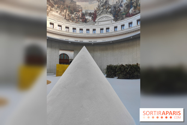 Minimal, quand l'art va à l'essentiel : l'exposition de la Bourse de Commerce se dévoile