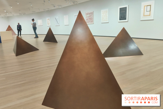 Minimal, quand l'art va à l'essentiel : l'exposition de la Bourse de Commerce se dévoile