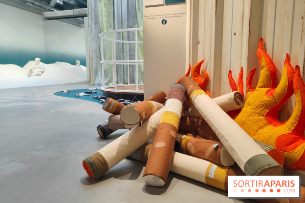 Voir la mer : une exposition gratuite qui montre un monde chaviré au Maif Social Club - fotor 1759916460602