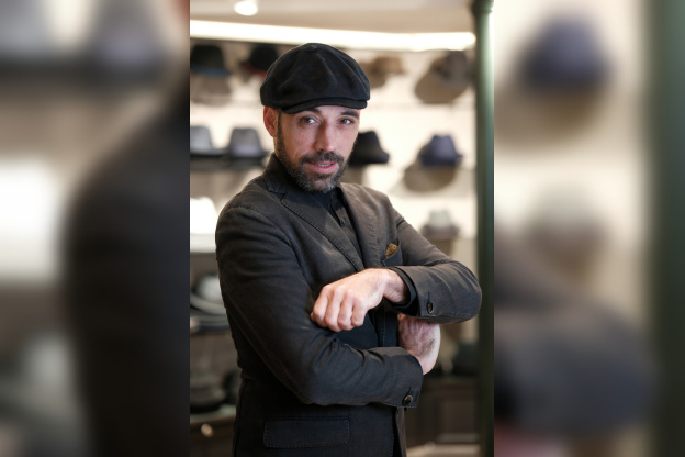 La boutique de chapeau JJ Hat Center ouvre ses portes à Paris