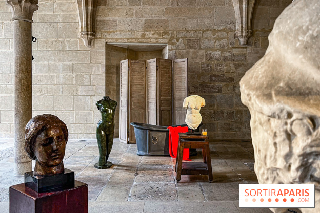 Mythes: l'exposition gratuite imaginée par Jacquemus au Collège des Bernardins à Paris - E1F6399E 2FBF 46EA A3B8 57A67B652280