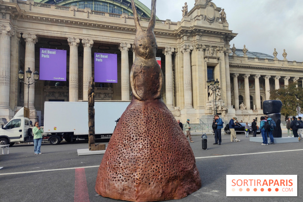 Art Basel Paris 2025 : des œuvres contemporaines envahissent l'avenue Winston Churchill, photos