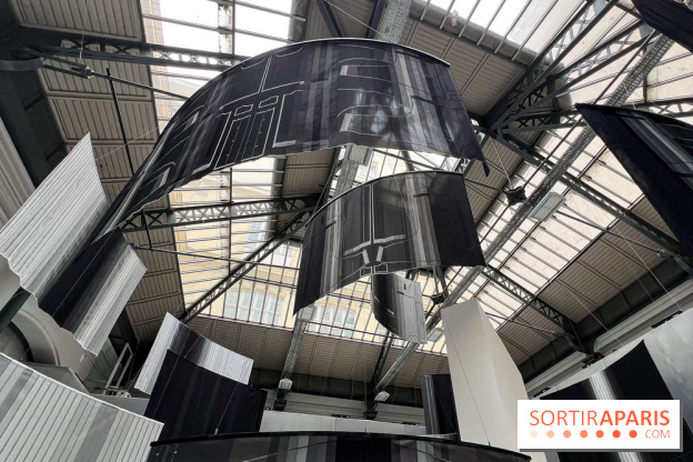 Art Basel Paris 2025 : Issey Miyake sublime textile et lumière dans une installation gratuite - IMG 0995 jpg