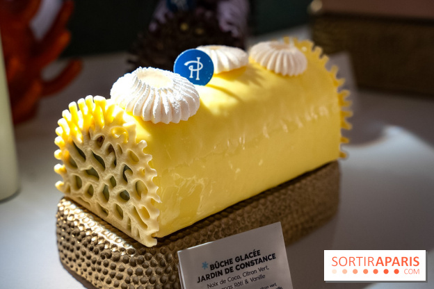 Bûches de Noël et créations de fête 2025 de Pierre Hermé : les Abysses