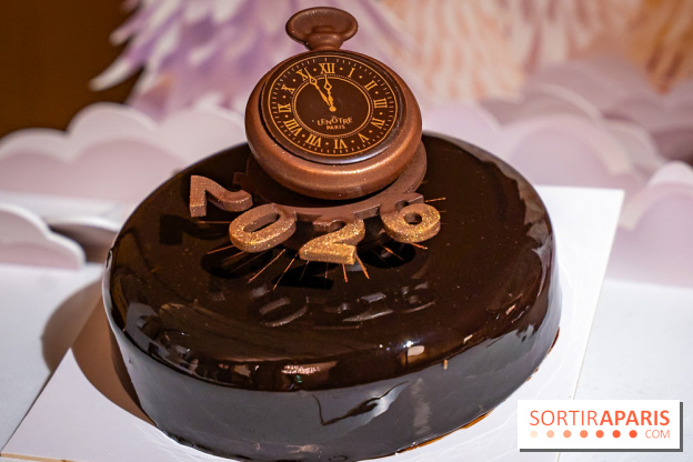 Bûche de Noël Lenôtre 2025 : Le train des Merveilles et les créations de fête - photos - A7C07621