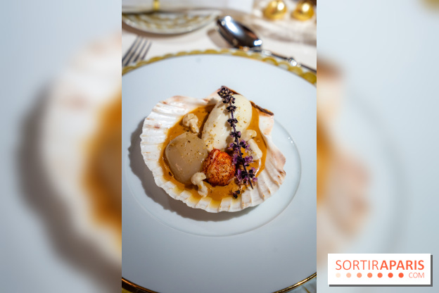 Bûche de Noël Lenôtre 2025 : Le train des Merveilles et les créations de fête - photos - A7C07624