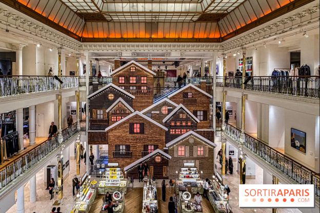 Les vitrines de Noël 2025 du Bon Marché : le grand magasin se métamorphose en (Bon) Marché de Noël