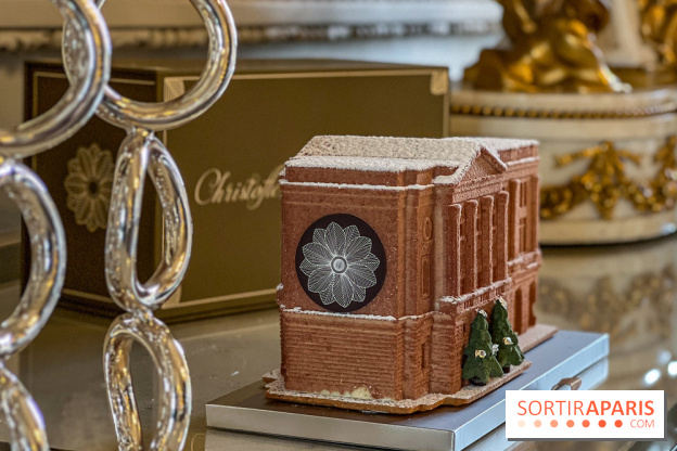 La Bûche de Noël 2025 de l'Hôtel de Crillon par Matthieu Carlin : le palace ... à croquer !