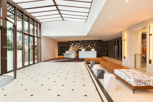 Les fêtes de Noël au Dolce Versailles - Dolce by Wyndham Versailles, Domaine du Montcel   Lobby (1)