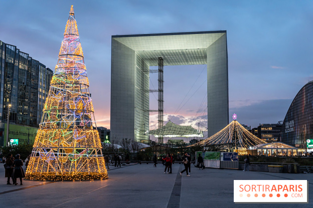 Marché de Noël de la Défense 2025, les photos