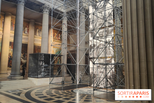 Ombre est lumière, mémoire des lieux : une exposition d'art contemporain au cœur du Panthéon - fotor 1763471894068