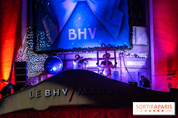 Inauguration des vitrines de Noël du BHV Marais à Paris 2025 avec Vincent Niclo et Vitaa - photos - A7C01340
