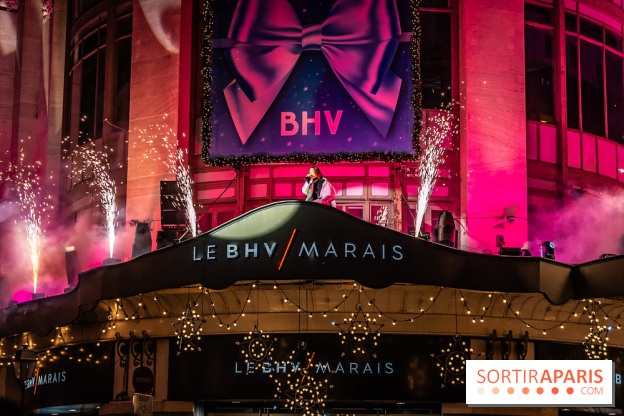 Inauguration des vitrines de Noël du BHV Marais à Paris 2025 avec Vincent Niclo et Vitaa - photos - A7C01487