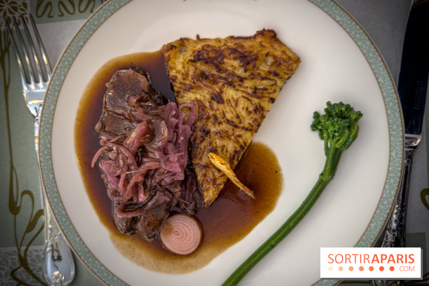 The Regal View - plat